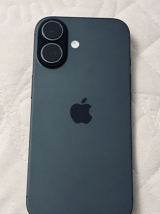 Iphone 17 смартфон