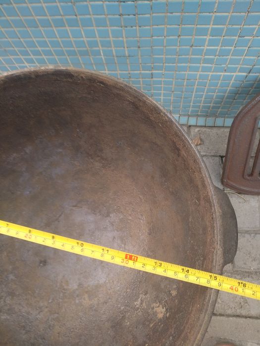 Очаг с казаном б/у