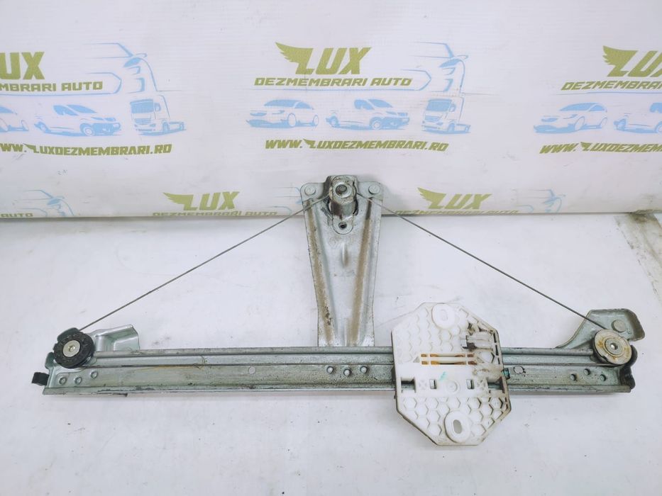 Macara manuala stanga spate Dacia Logan 2  [din 2013 pana  2016]