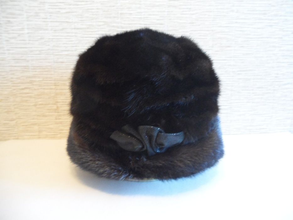 Продам норковую шапку.