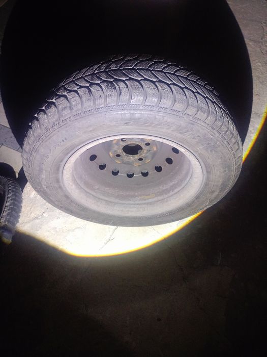 Гуми с джанти 13 цола за рено 19