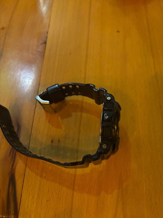 Часовник G-SHOCK Търся бартер за същият модел  в бяло.