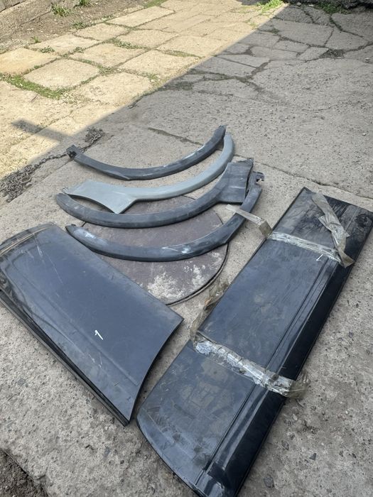 Продам фендера на субару б4