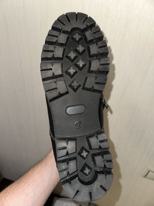 Продам зимние сапоги 5000тг