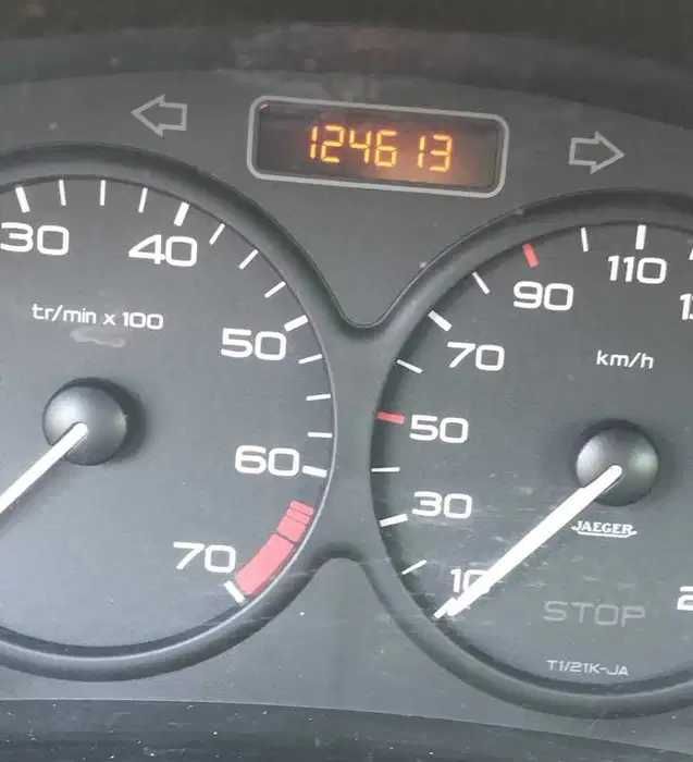 Peugeot 206, 2006, 1.4 benzină, 124.600 km — AC, consum mic