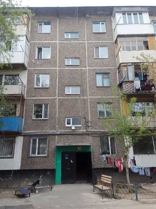 Срочно продаётся квартира в майкудуке