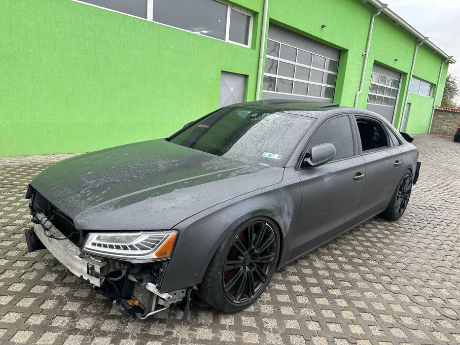 Audi A8 3.0TFSI На части