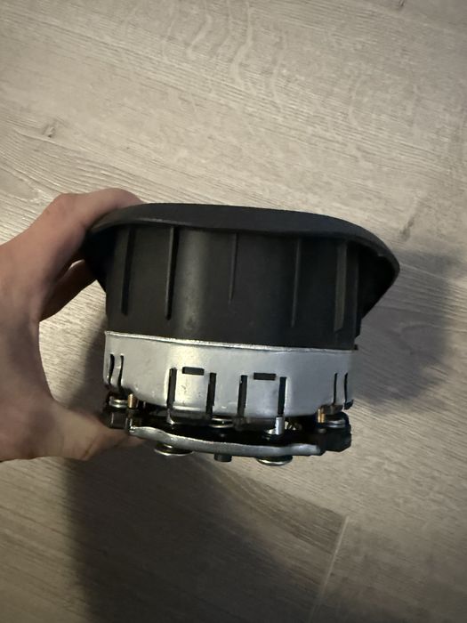 Airbag Еърбег VW Golf Passat Tiguan Touareg Polo Up Голф Пасат Тигуан