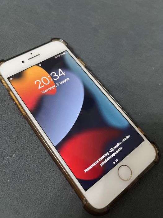 Продам айфон 7 в идеальном состоянии