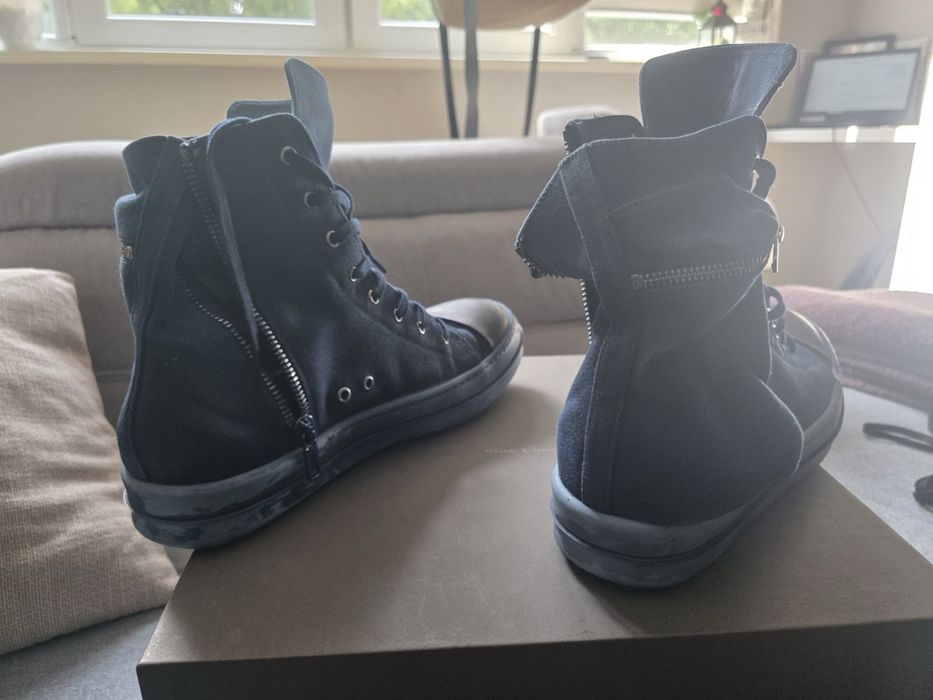 Продавам Rick Owens DRKSHDW EDFU Denim Cargo Sneakers в цвят Indigo.