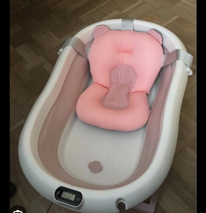 Продам стул для кормления ванночку