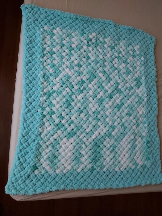 Бебешки одеяла, ръчно плетени