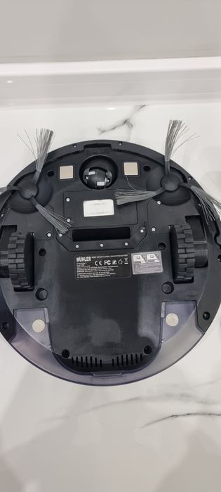 Прахосмукачка робот