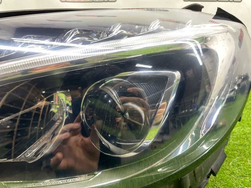 Фара LED Mercedes C W205 лев. (б/у)