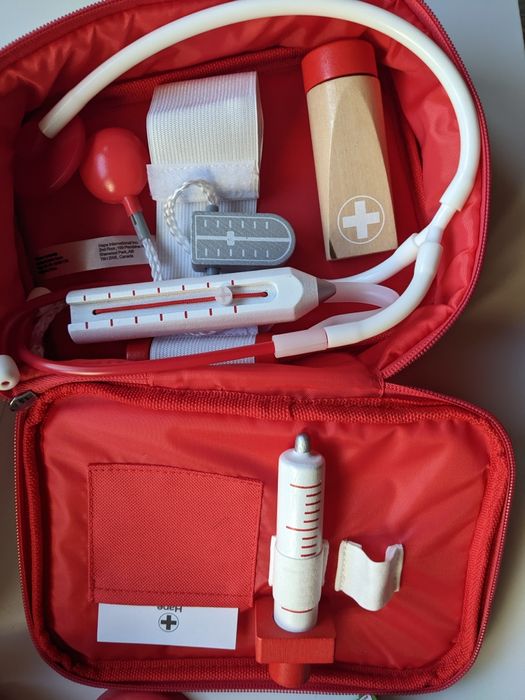 Лекарска чанта, Hape