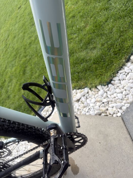 Bicicleta Cube 27,5 inchi