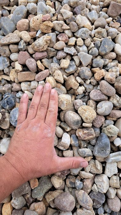 Piatra pentru drenaj,piatra sparta,piatra concasata,pamant gazon,nisip