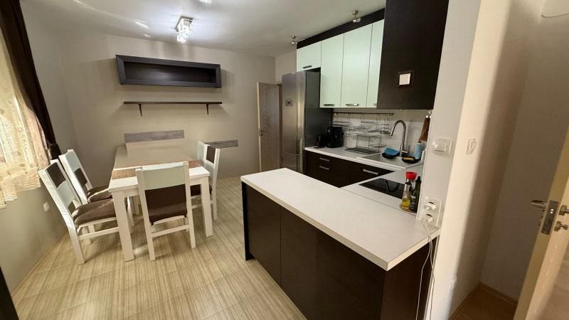 Дава се под наем Многостаен апартамент в Пловдив, Кършияка - 101 кв.м за 850 € - Снимка #1