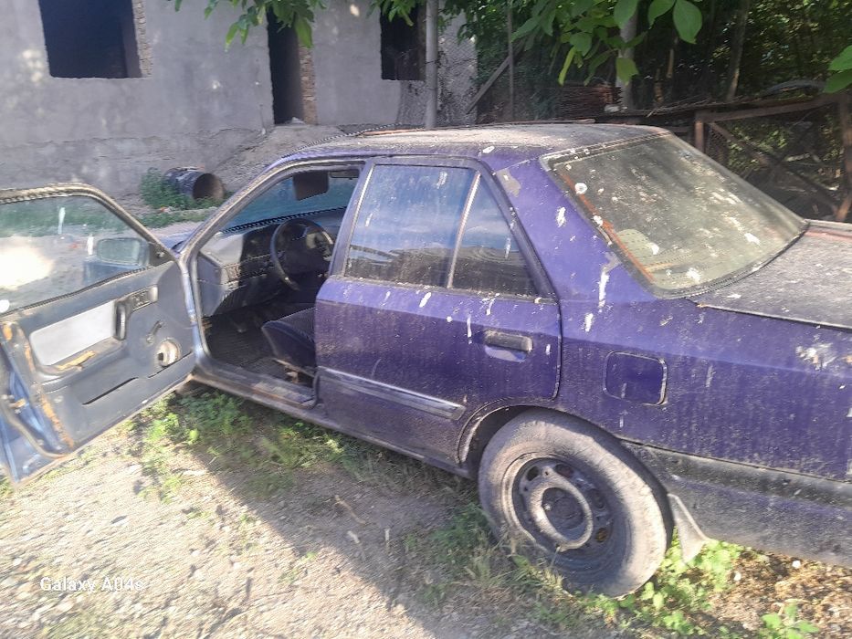 Мазда 323 продам