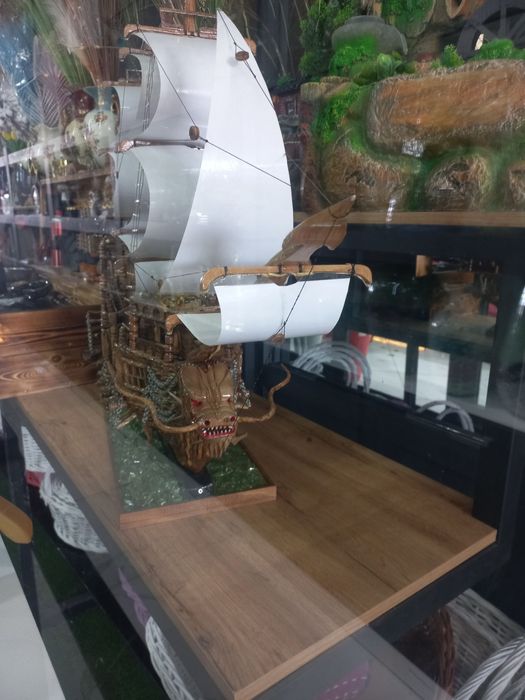 Karabl kema suvinir yong'oq 70 Li sotiladi