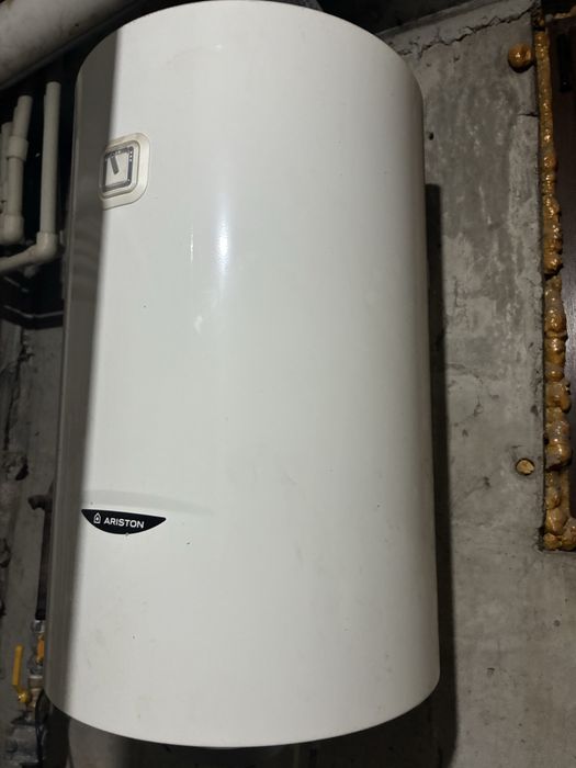 Бойлер Ariston 50л