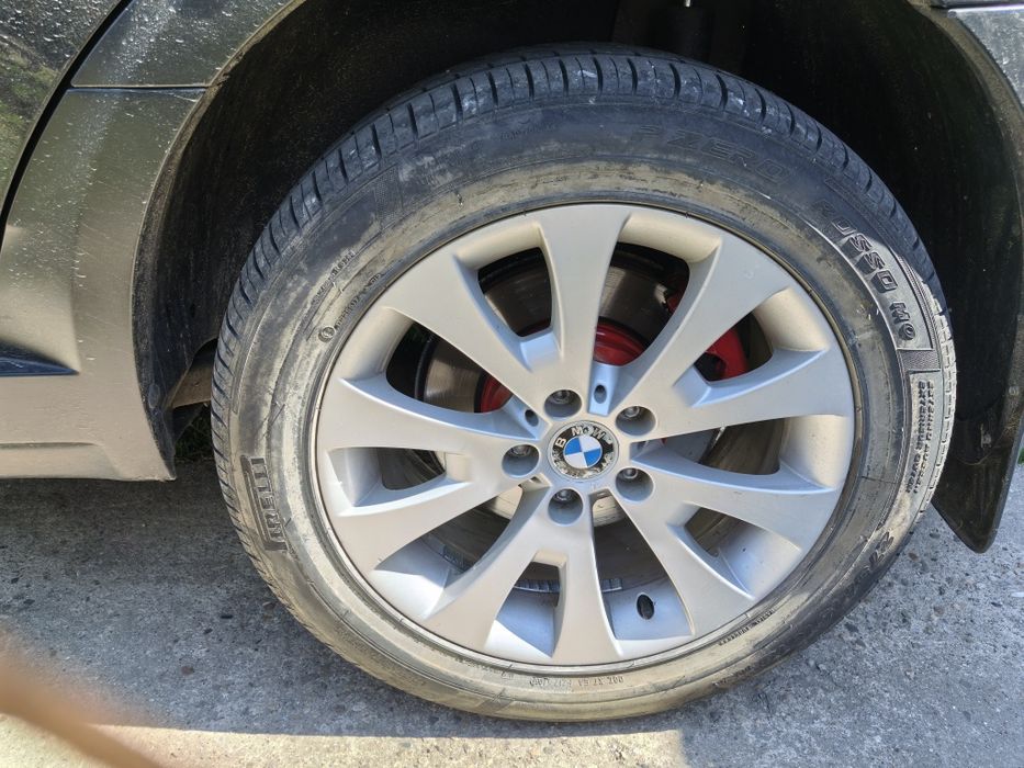 Vând jante cu cauciucuri BMW în doua latimi
