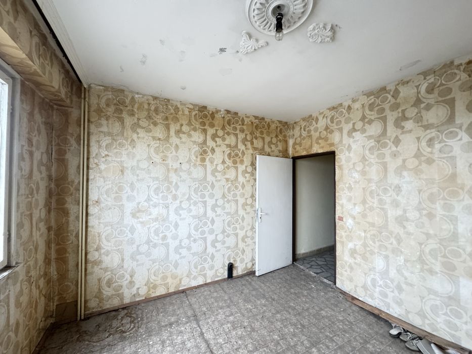 Продава се Тристаен апартамент в Казанлък - 84 кв.м за 357 €/кв.м - Снимка #6