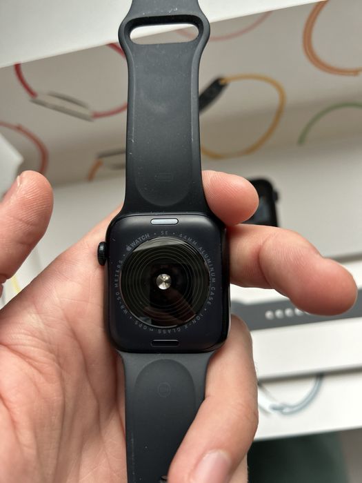 Часовник Apple Watch SE 2