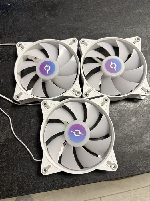 Vand ventilatoare AQIRYS