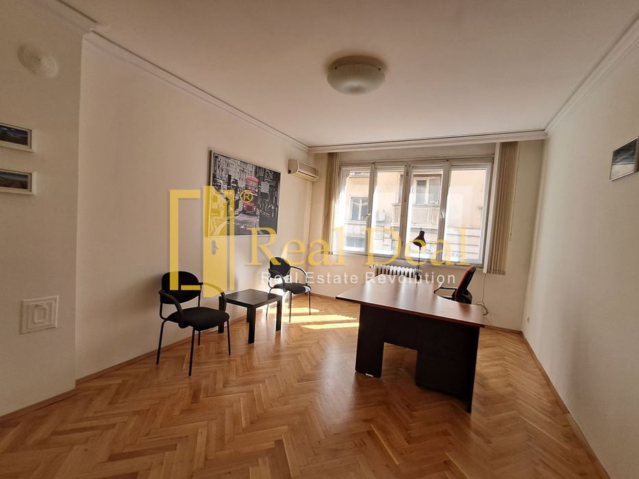 Офис в София-Център площ 50 цена 600