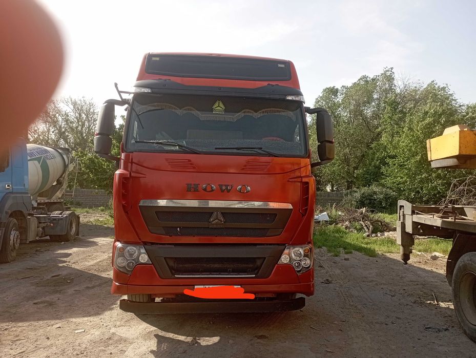 HOVO T7 тигач с прицепом