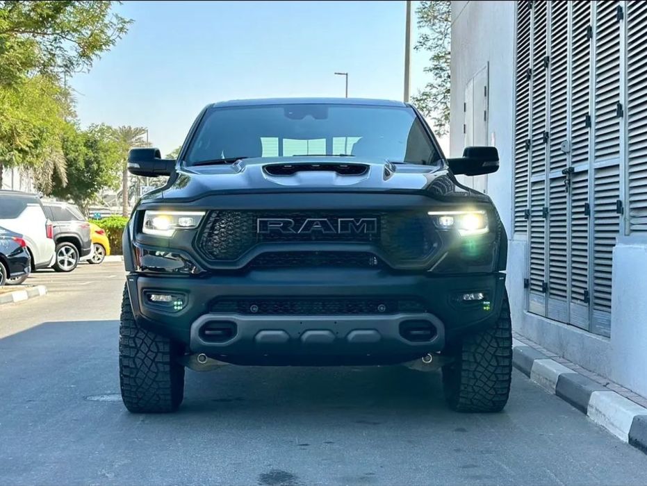 Ram Trx-1500 6.2 v8 702 л.с крутящим момент 881Нм