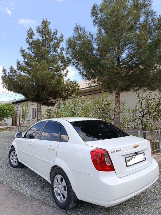 Gentra avtomat yili:2023 probeg 20ming