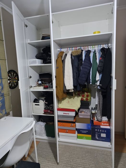 Высокий шкаф от IKEA
