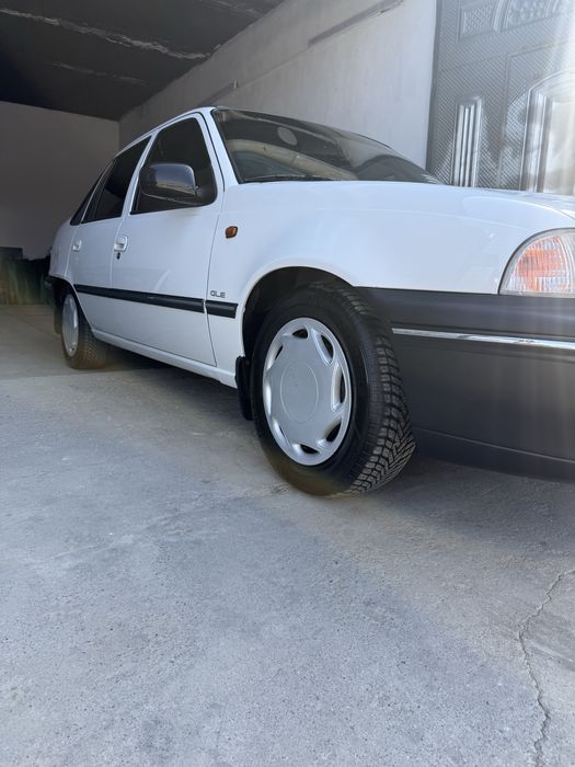 Nexia 1 2007 LUX Supper Konditsaner 91.000 PROBEG