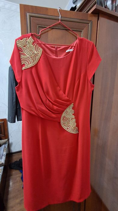 Vecherniy ko'ylak ayollar uchun