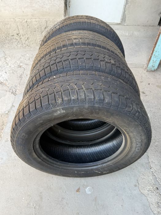 Зимние шина 225/65R17