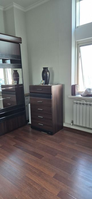 Продам спальный гарнитур.