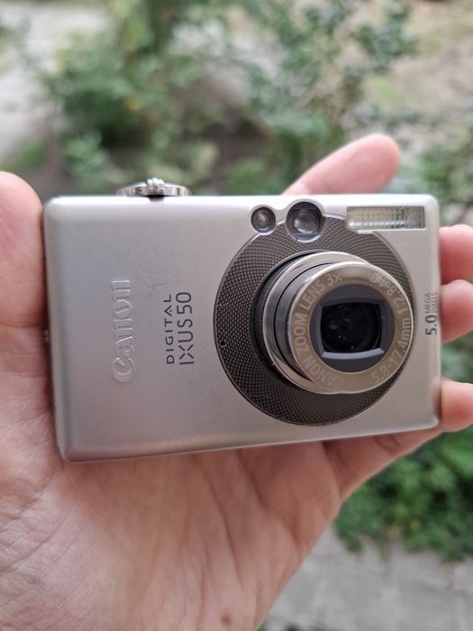 Компактен дигитален фотоапарат CANON DIGITAL IXUS 50
