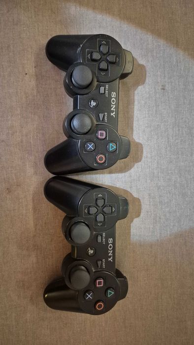 PS3 Slim 320 GB конзола