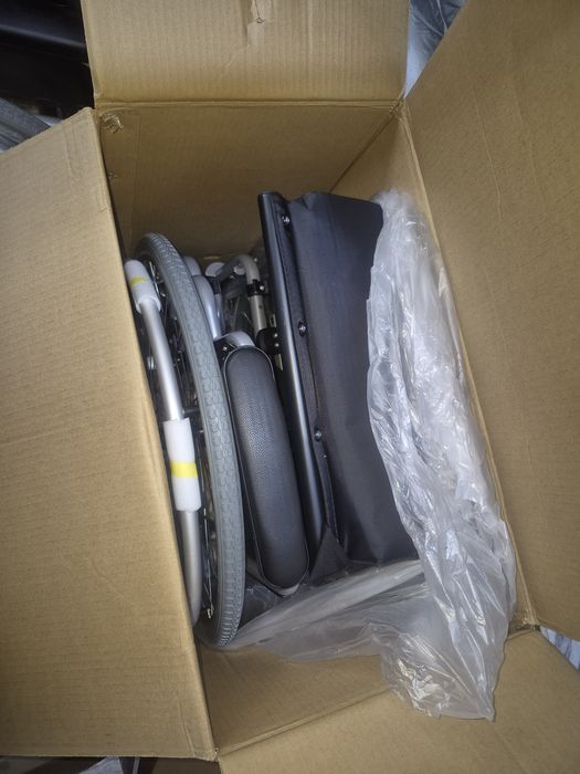 Инвалидная коляска