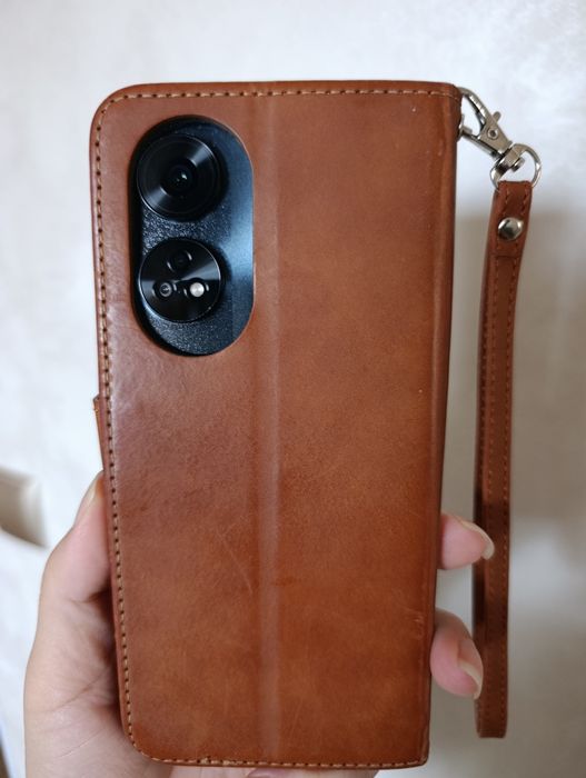 Продается телефон