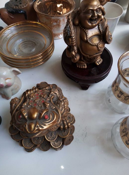 Продам сувениры срочно недорого