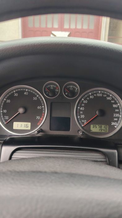 Vând passat benzină+gpl stare foarte bună.