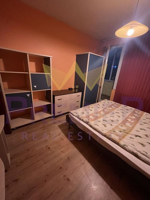 Дава се под наем Тристаен апартамент в Варна, Възраждане 1 - 108 кв.м за 484.5 € - Снимка #8