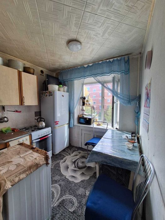 Продам 2 комнатную на КСК Арман 2/5 этаж