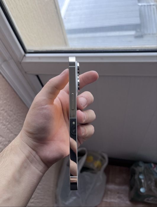 iPhone 14 pro silver 128gb