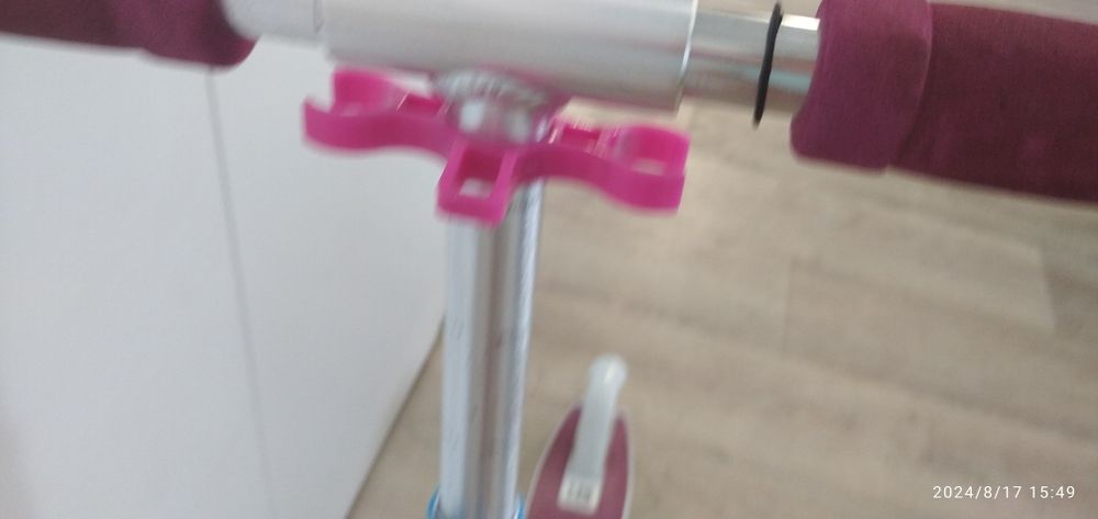 Продам самокат для девочки