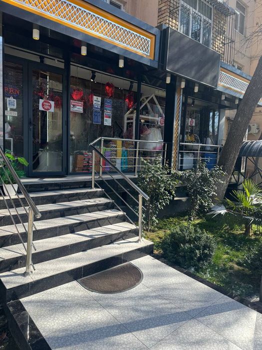 Срочно прадайутса офис лисинова первий линя