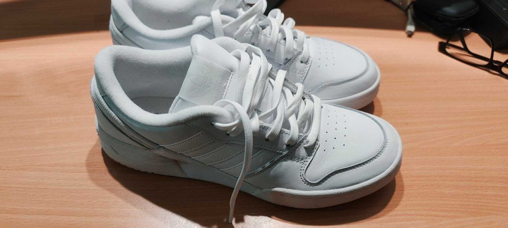 Чисто нови оригинални маратонки Adidas Мъжки